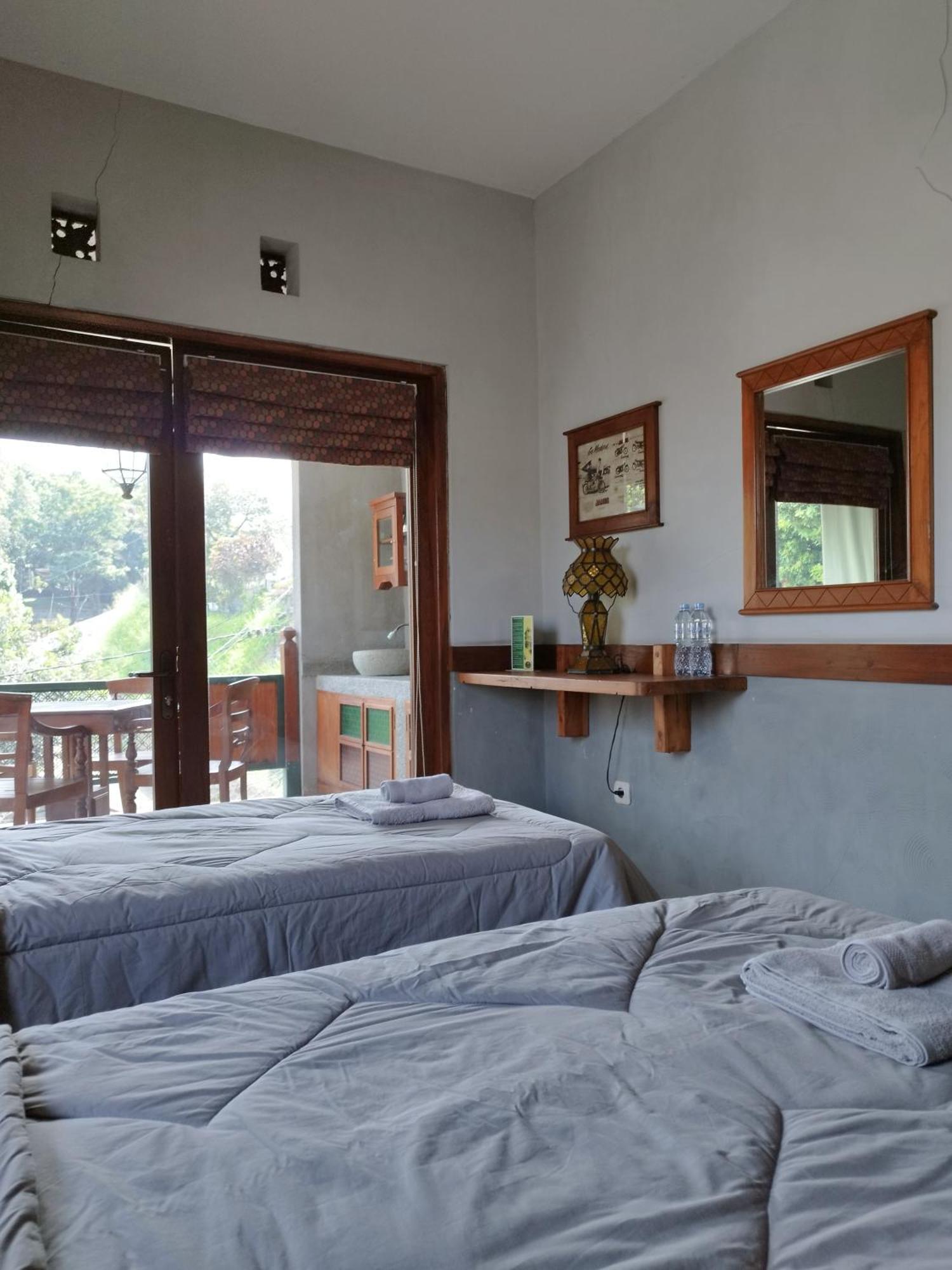 Dalem Arum Bandung Exterior photo